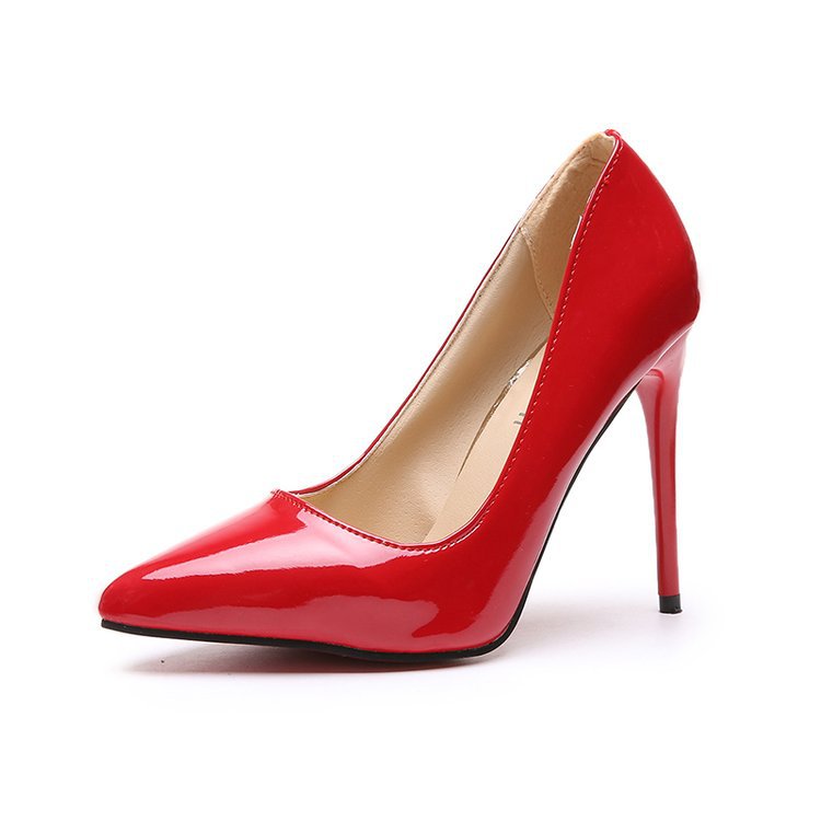 Tacones Altos de Punta Estrecha y Tacón Delgado de Goma