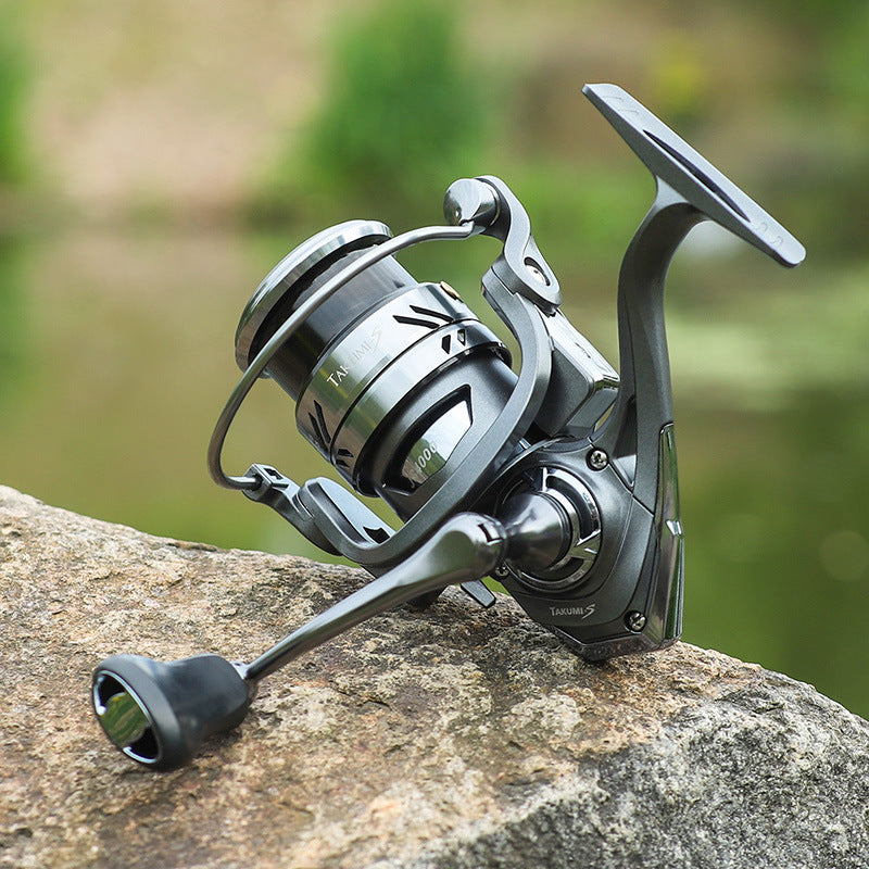 Carrete de Pesca de Metal con Doble Agarre para Aparejos Ligeros
