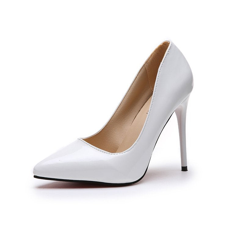 Tacones Altos de Punta Estrecha y Tacón Delgado de Goma