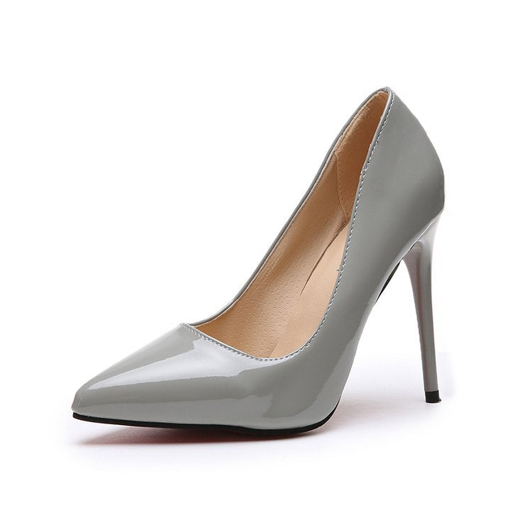 Tacones Altos de Punta Estrecha y Tacón Delgado de Goma